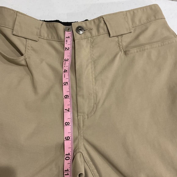 Duluth Trading Co. Cargo Pants Tan Elastic Back Waist Nylon Men’s Med Waist 30 L - Picture 14 of 16